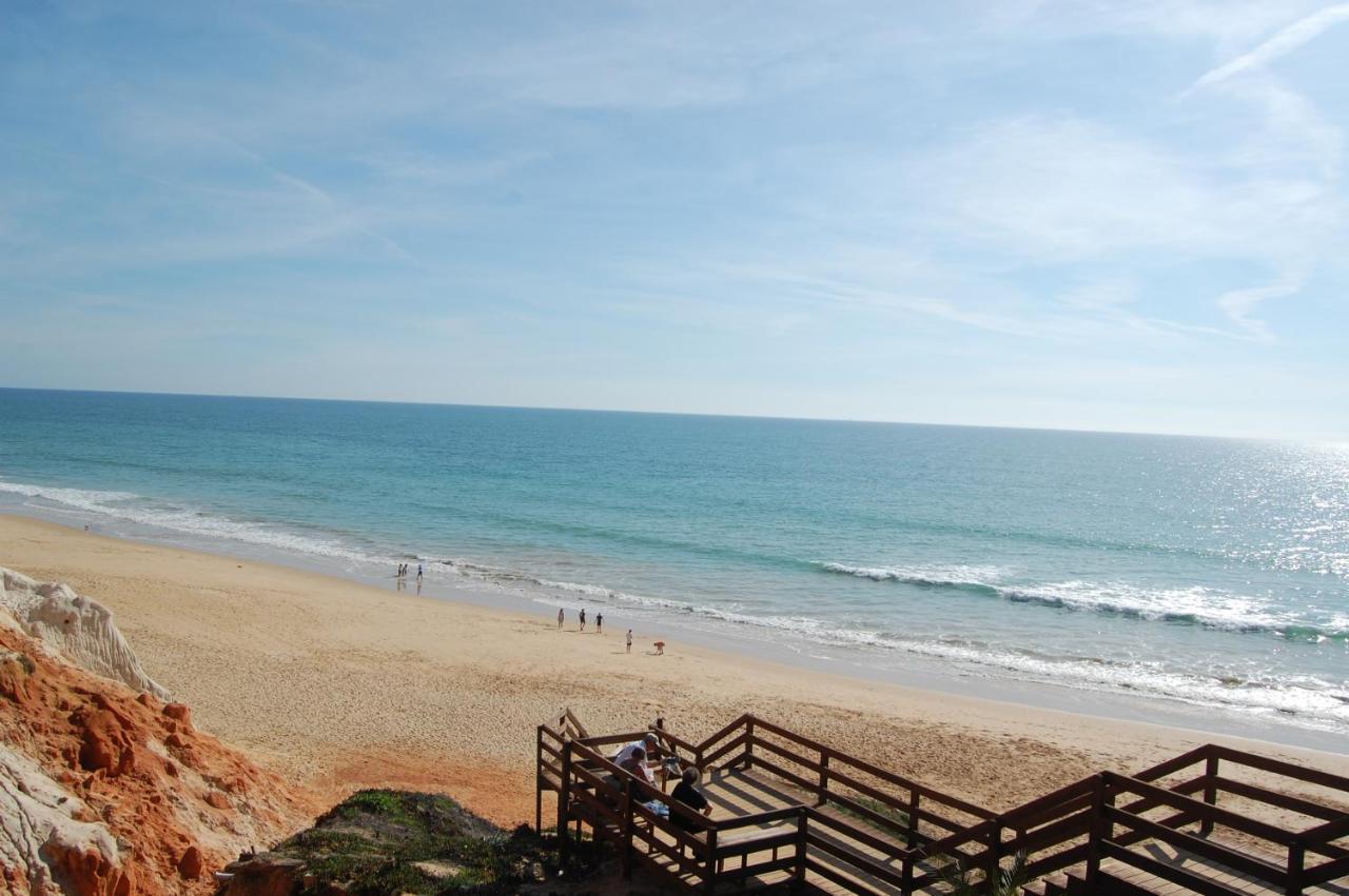 Falesia Beach Just 800 M Olhos de Agua  Exterior photo